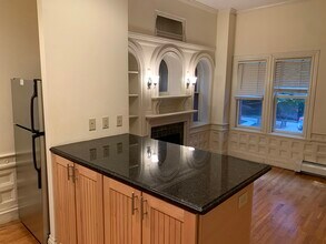 18 Commonwealth Ave, Unit Commonwealth Ave #1 in Boston, MA - Building Photo - Building Photo