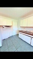 26152 Eureka Dr in Warren, MI - Building Photo
