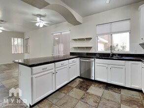 3003 W Perdido Way in Phoenix, AZ - Building Photo - Building Photo