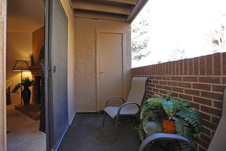 Sofi Belmar in Lakewood, CO - Foto de edificio - Interior Photo