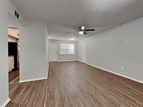 4349 Chestnut Dr in Mesquite, TX - Building Photo - Building Photo