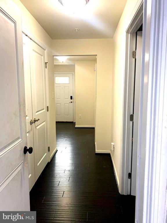 9457 Virginia Jane Way in Owings Mills, MD - Building Photo - Building Photo