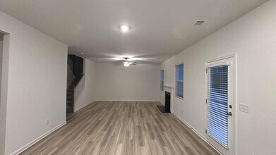 576 River Run Dr in Dallas, GA - Building Photo - Building Photo