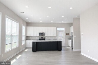 19 Bonita Pine Trl in Martinsburg, WV - Building Photo - Building Photo