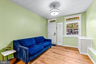 2313 Fleet St in Baltimore, MD - Building Photo - Building Photo