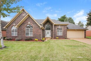 5395 Philgrove Way in Memphis, TN - Building Photo