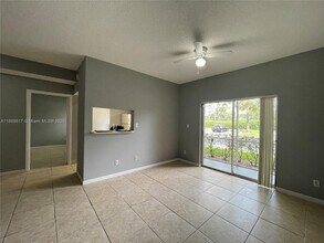 840 Cypress Park Way in Pompano Beach, FL - Building Photo - Building Photo
