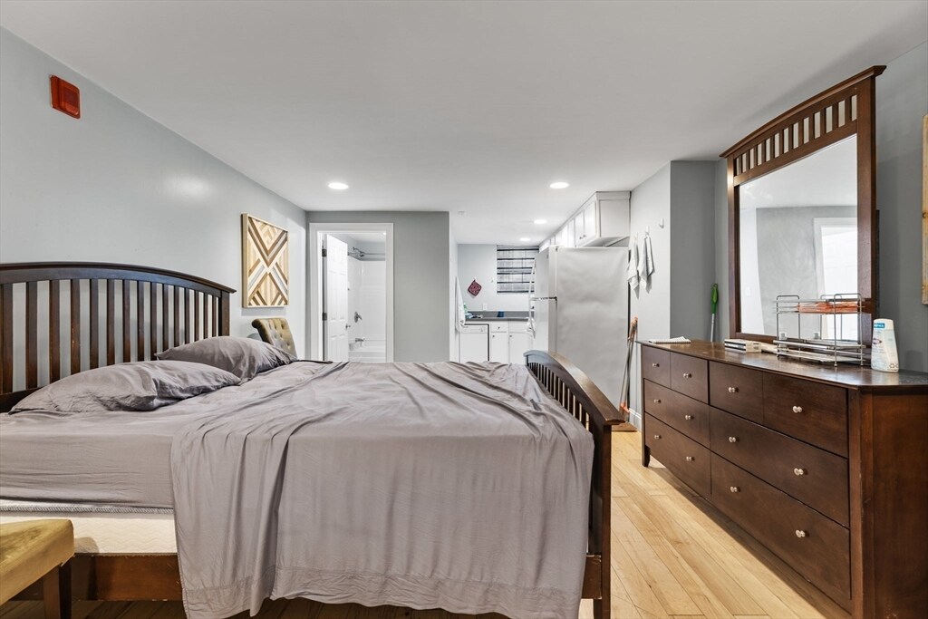 1170 Massachusetts Ave, Unit 2B in Cambridge, MA - Foto de edificio