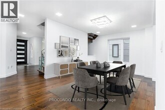 528 Jones Rd in Hamilton, ON - Building Photo - Building Photo