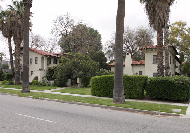 Mission Plaza in Riverside, CA - Building Photo - Building Photo