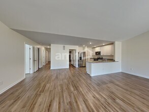 1370 John Swann St in Navassa, NC - Foto de edificio - Building Photo