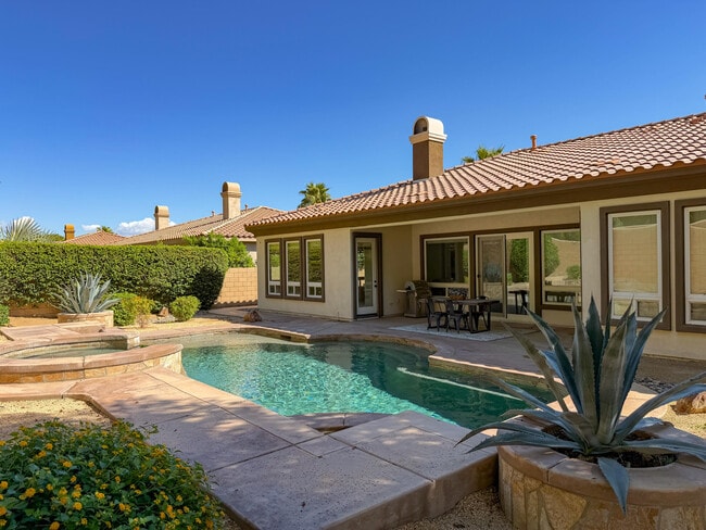 52345 Shining Star Ln in La Quinta, CA - Building Photo - Building Photo