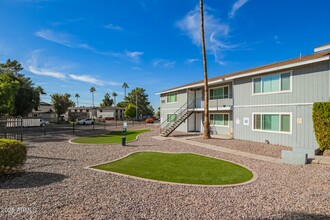 1346 E Mountain View Rd in Phoenix, AZ - Building Photo - Building Photo