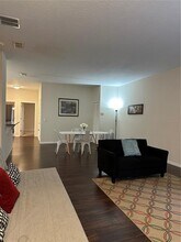 3123 Sun Lake Ct in Kissimmee, FL - Foto de edificio - Building Photo