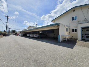 10218 E Pk Cir in Cupertino, CA - Building Photo - Building Photo