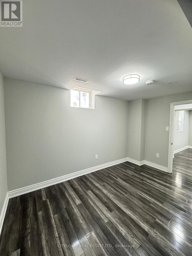 1 Stonecrop Rd in Brampton, ON - Building Photo - Building Photo