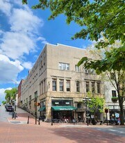 79 W Market St in Bethlehem, PA - Building Photo