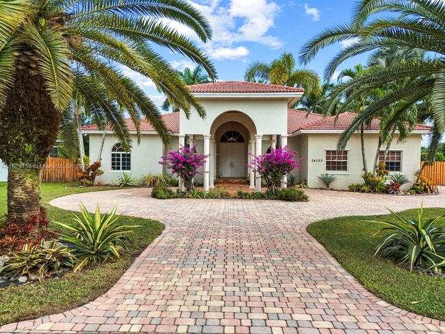24225 SW 198th Ave in Homestead, FL - Building Photo - Building Photo