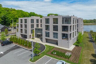 60 Wilton Rd in Westport, CT - Building Photo - Building Photo