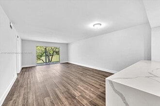 1201 SW 128th Terrace in Pembroke Pines, FL - Building Photo - Building Photo