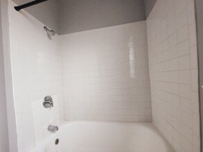 3723 W Grand Ave in Chicago, IL - Building Photo - Building Photo