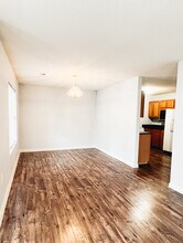 350 Miller Pointe Dr in Inman, SC - Building Photo - Building Photo