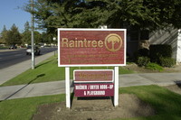 Raintree Gardens Apartments in Bakersfield, CA - Building Photo - Building Photo