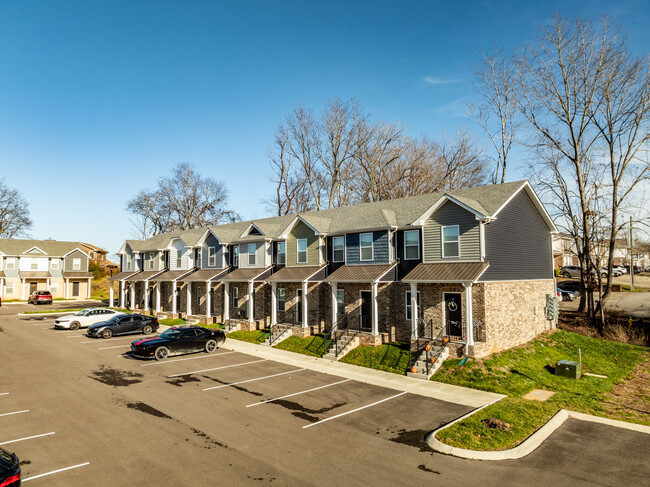 1115 Hillwood Dr in Clarksville, TN - Building Photo - Building Photo