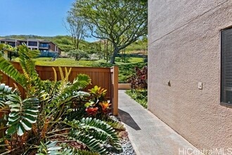 350 Kaelepulu Dr in Kailua, HI - Building Photo - Building Photo