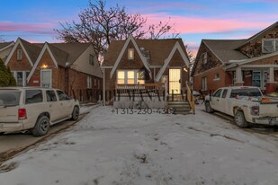 This beautifully updated 3-bedroom, 1-bath single-family home is ready for move-in! in Detroit, MI - Building Photo