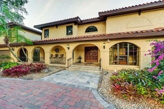 12103 Brightwater Blvd in Tampa, FL - Building Photo - Building Photo
