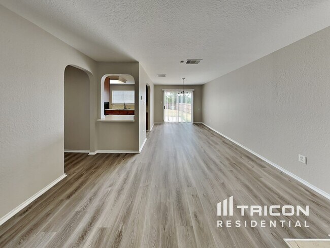 5926 Ironmill Creek in Converse, TX - Building Photo - Building Photo