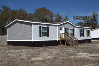 194 Snapper Rd in Jesup, GA - Building Photo - Building Photo