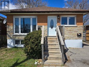 238 Toronto Ave in Oshawa, ON - Building Photo - Building Photo