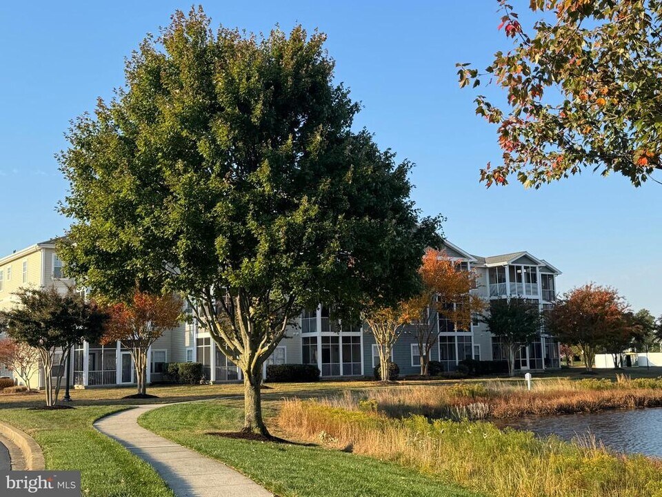 33106 N Village Loop-Unit -1-301 in Lewes, DE - Building Photo