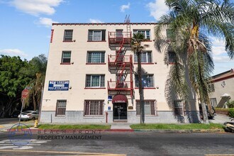459-465 S. New Hampshire Ave. in Los Angeles, CA - Foto de edificio - Building Photo
