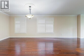 4469 Gullfoot Cir in Mississauga, ON - Building Photo - Building Photo