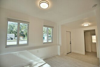 1019 41st St in Sarasota, FL - Building Photo - Building Photo