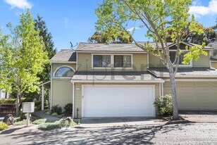 1225 Oak Hill Ct in Pinole, CA - Building Photo