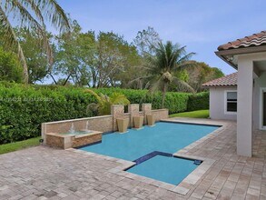 14401 Jockey Cir in Davie, FL - Building Photo - Building Photo