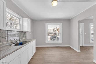 3877 W 31st St in Cleveland, OH - Building Photo - Building Photo