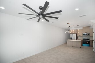 8218 Casa Verde Rd in Laredo, TX - Building Photo - Building Photo