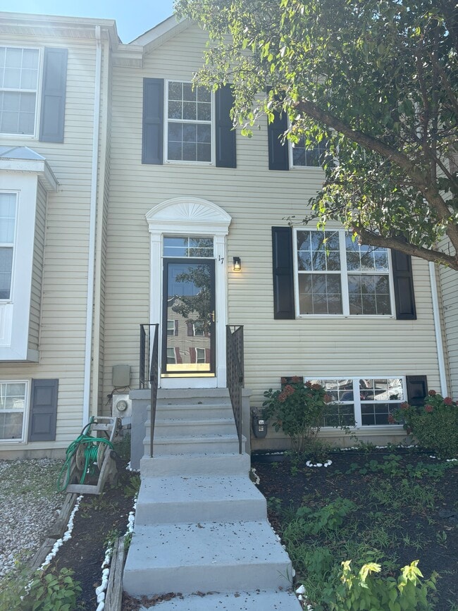 property at 17 Versailles Ct