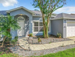 1364 Hillview Dr in Clermont, FL - Building Photo - Building Photo