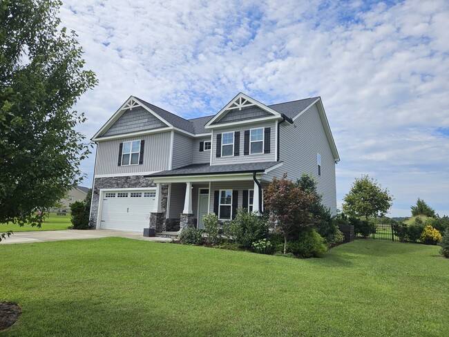 105 Pinehurst Ln in Goldsboro, NC - Building Photo - Building Photo