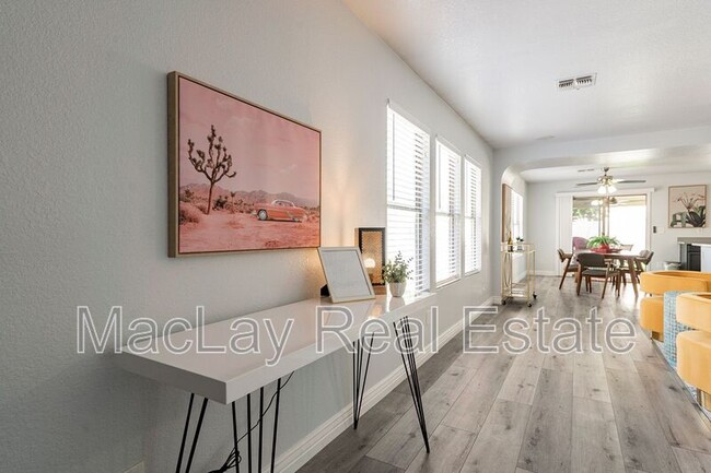 564 W Orchard Way in Gilbert, AZ - Building Photo - Building Photo