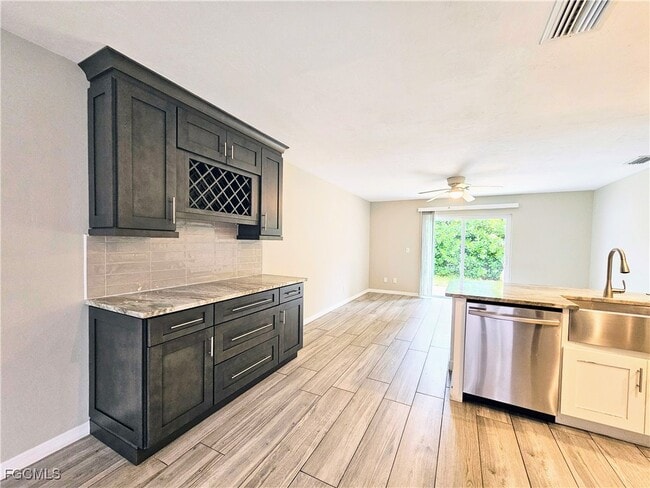 property at 523 SE 24th Ave