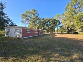4303 Pippin Rd in Plant City, FL - Building Photo - Building Photo