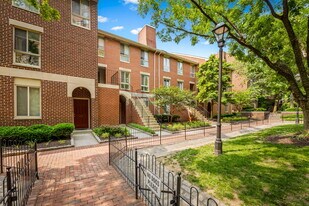 21 Andrew Pl, Unit 21 Andrew in Baltimore, MD - Building Photo