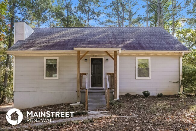 property at 3991 Woodland Cir SE